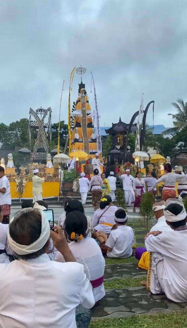 TUJUAN HARI SUCI KESANGE