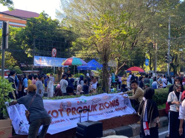 AKSI SOLIDARITAS UNTUK PALESTINA DI JALAN UDAYANA MATARAM AMAN, TERTIB, DAN PENUH KEPEDULIAN